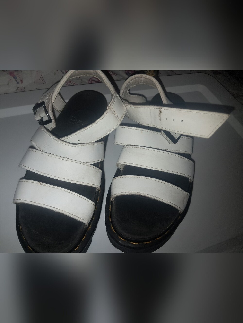 Dr.Marten White Sandals